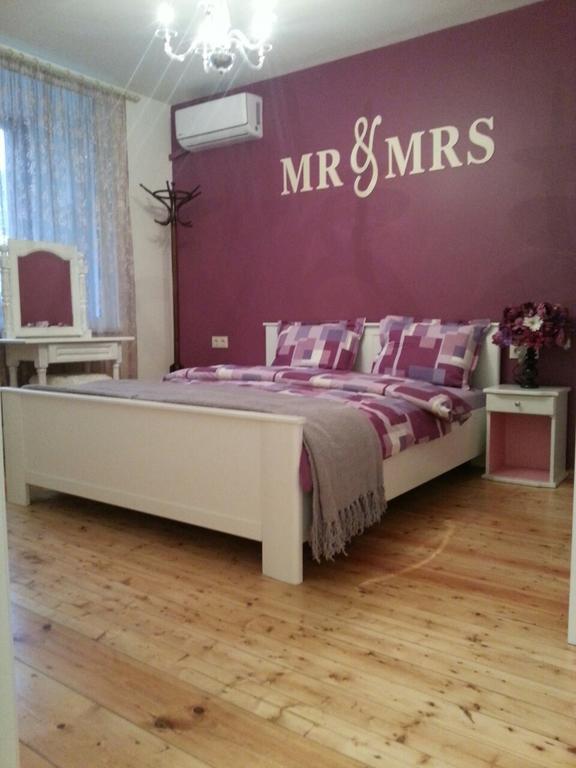Florata Apartment Burgas Esterno foto